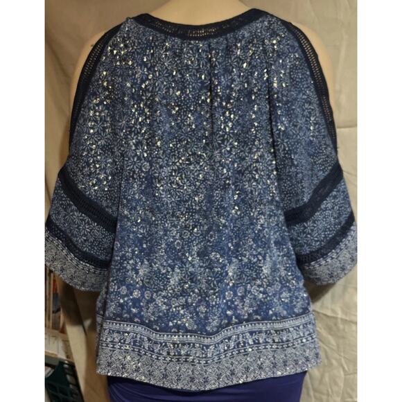 Elie Tahari L Silk Blouse Blue Cold Shoulder Metallic Embroidery Pleated Chiffon - Picture 5 of 14